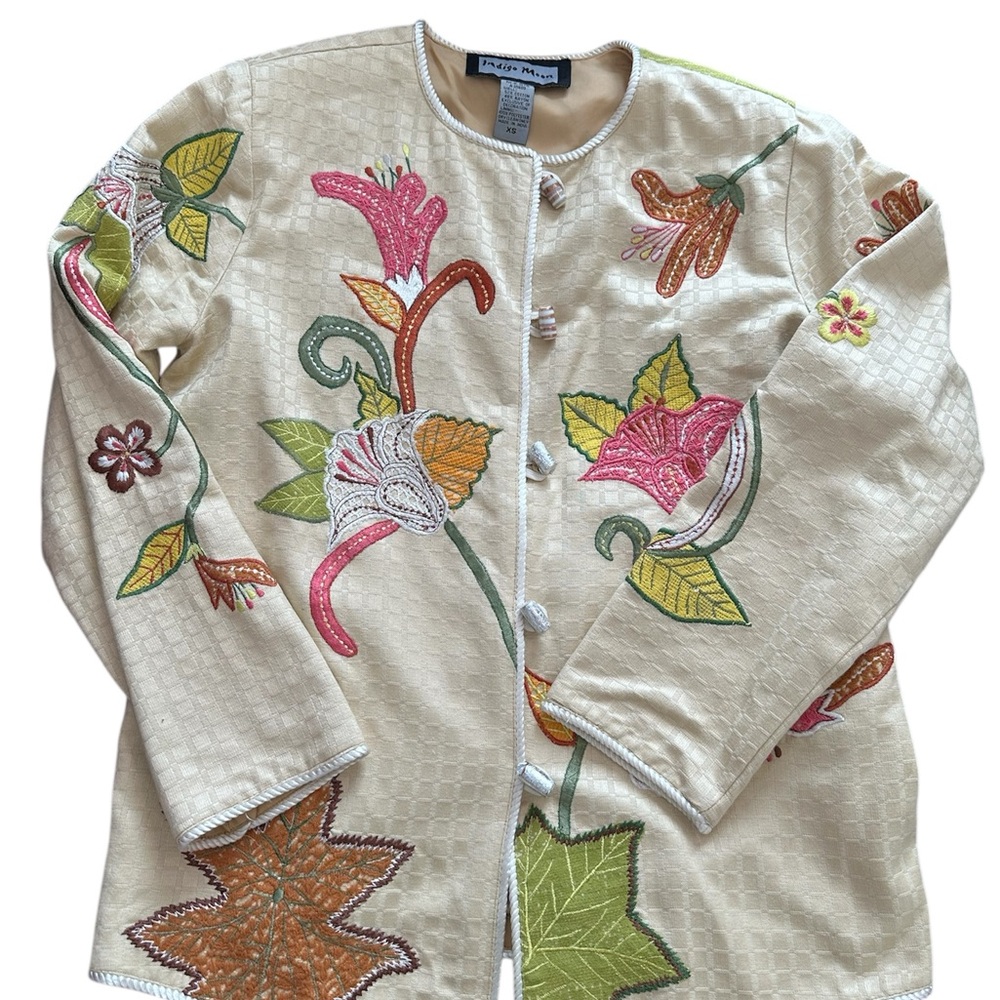 Indigo Moon Floral Embroidered Cream Jacket w/ Glass Barrel Buttons Size XL